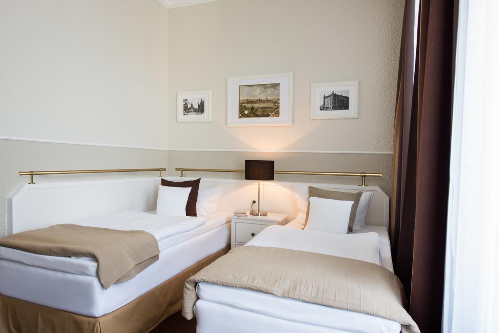 Hotel Stralsund Bagian luar foto