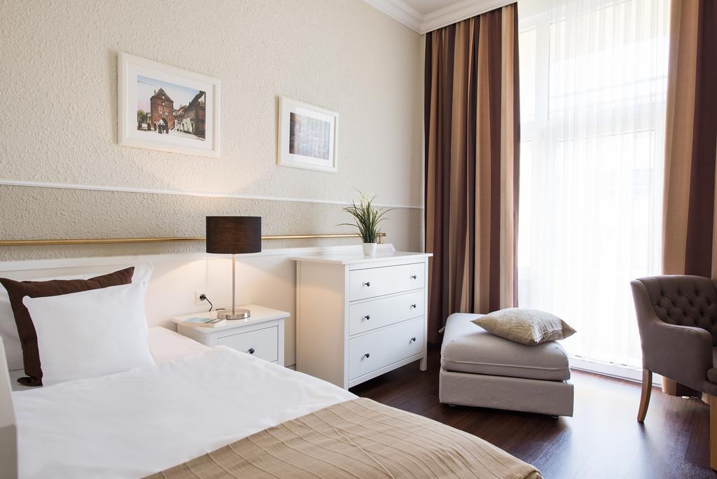 Hotel Stralsund Bagian luar foto