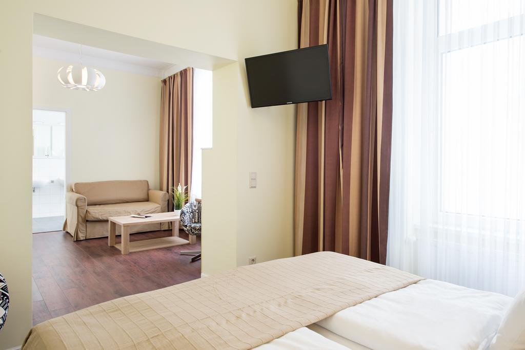 Hotel Stralsund Bagian luar foto