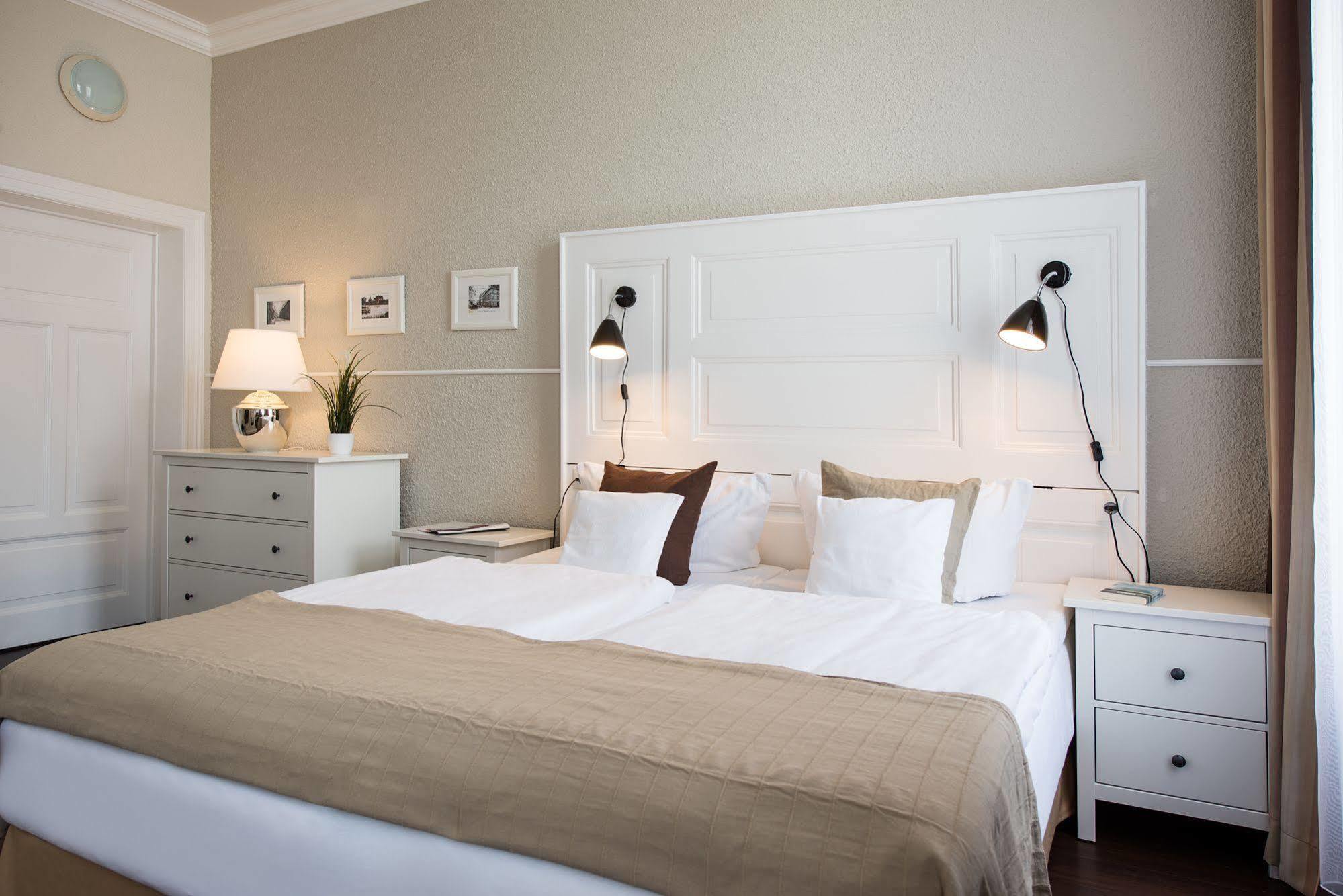 Hotel Stralsund Bagian luar foto
