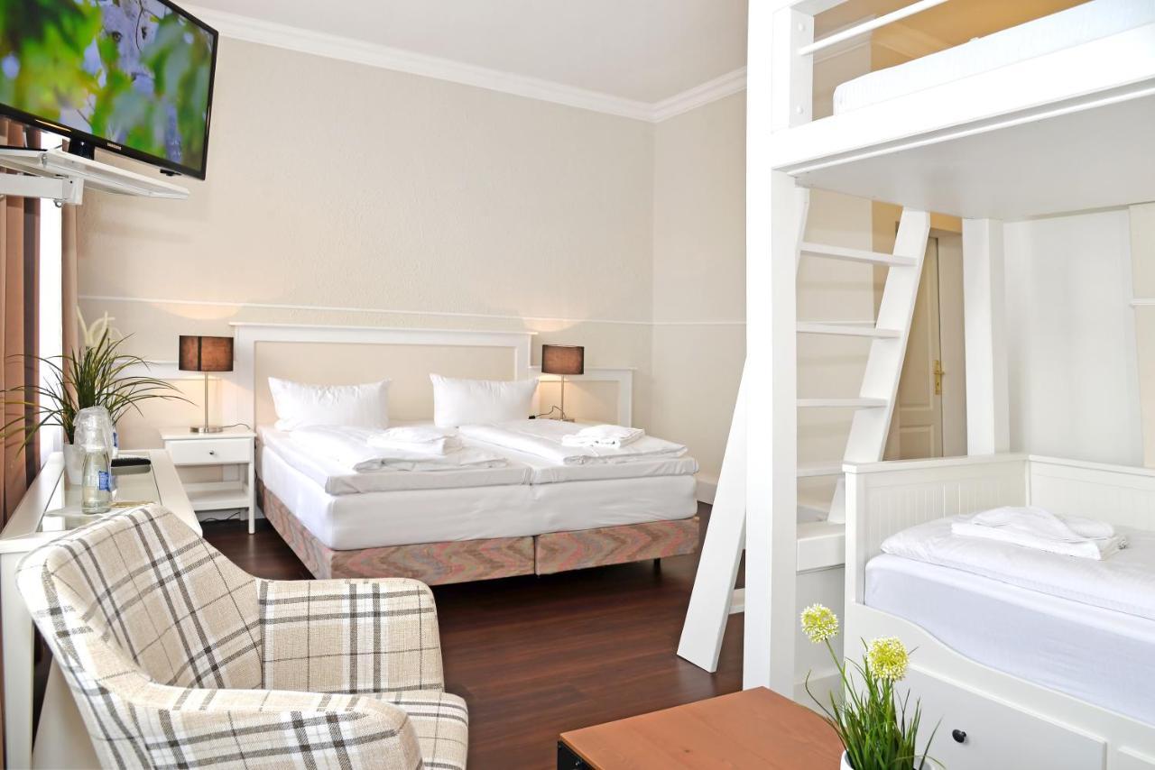 Hotel Stralsund Bagian luar foto